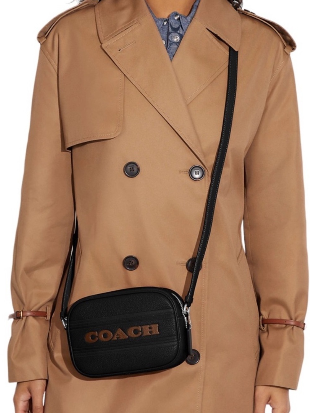 ✨Coach Camera Bag✨